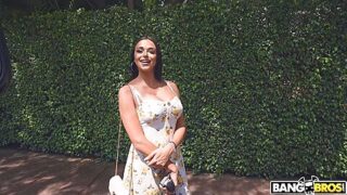 Swinger Wife Fucks For Cash – Raissa Conte